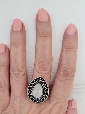 NWOT, Moonstone & Silver Handmade Ring Sz 8, Very Artistic Silver Work, Teardrop